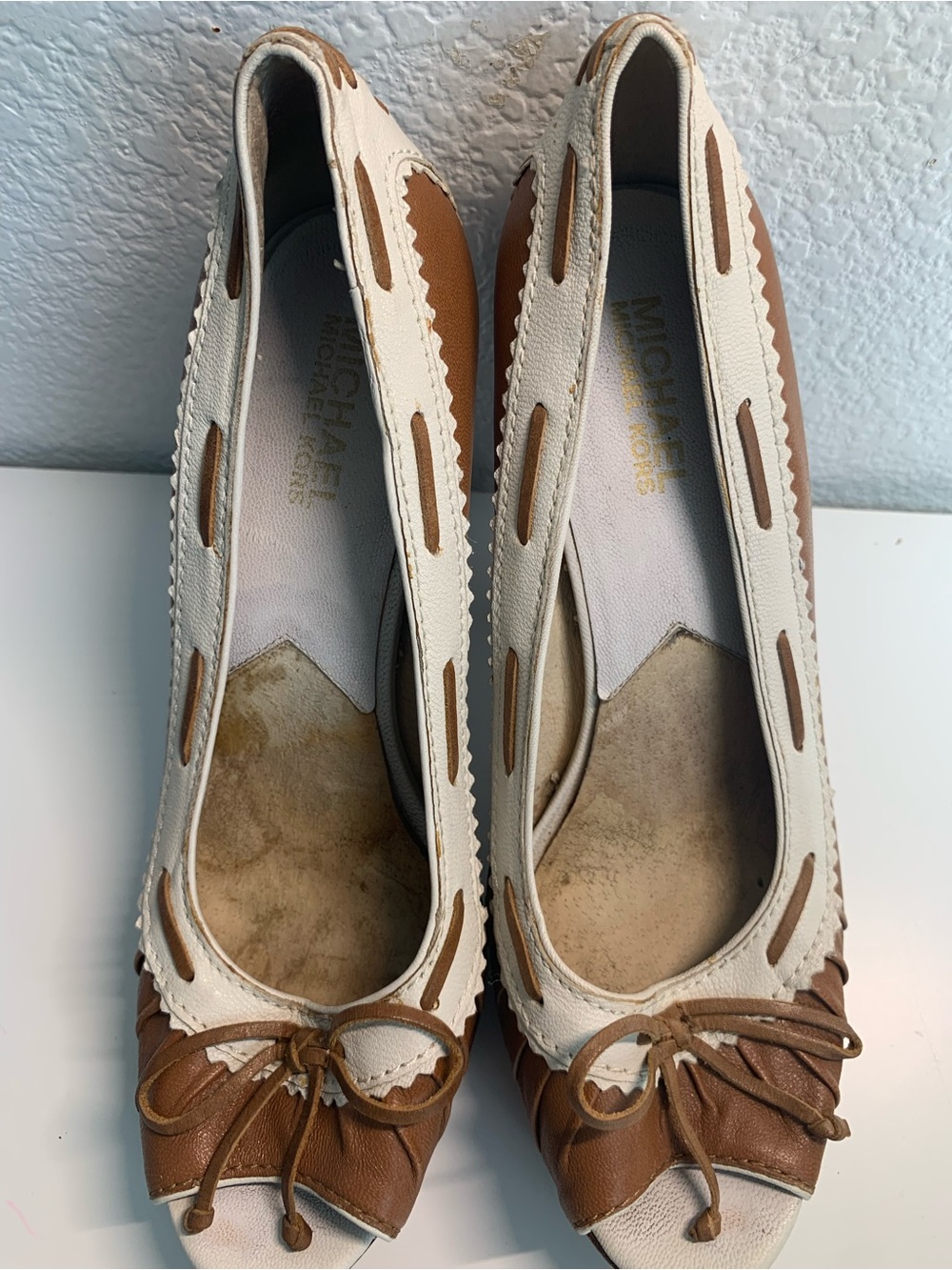 Michael Kors Tan and Cream Leather Bow Peep-Toe Flats